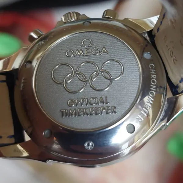 Omega Seamaster Olympic edition · το καπάκι